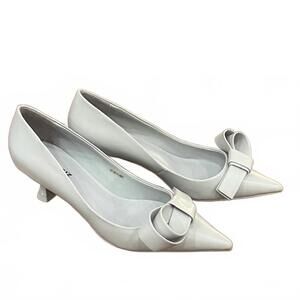 NEW LOLA CRUZ women's cynthia pump in gray